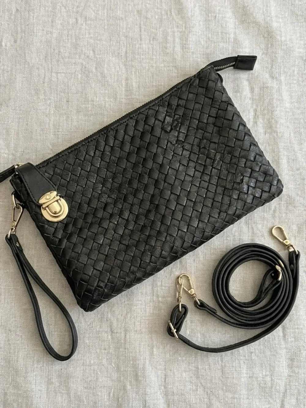 India Boutique Black Woven Leather Wristlet with Detachable Strap
